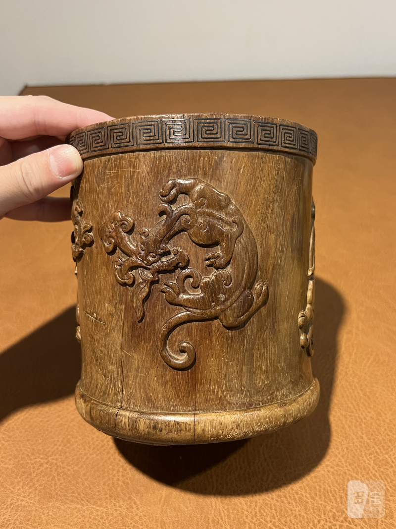 清早期 黄花梨浮雕螭龙笔筒 - 图4